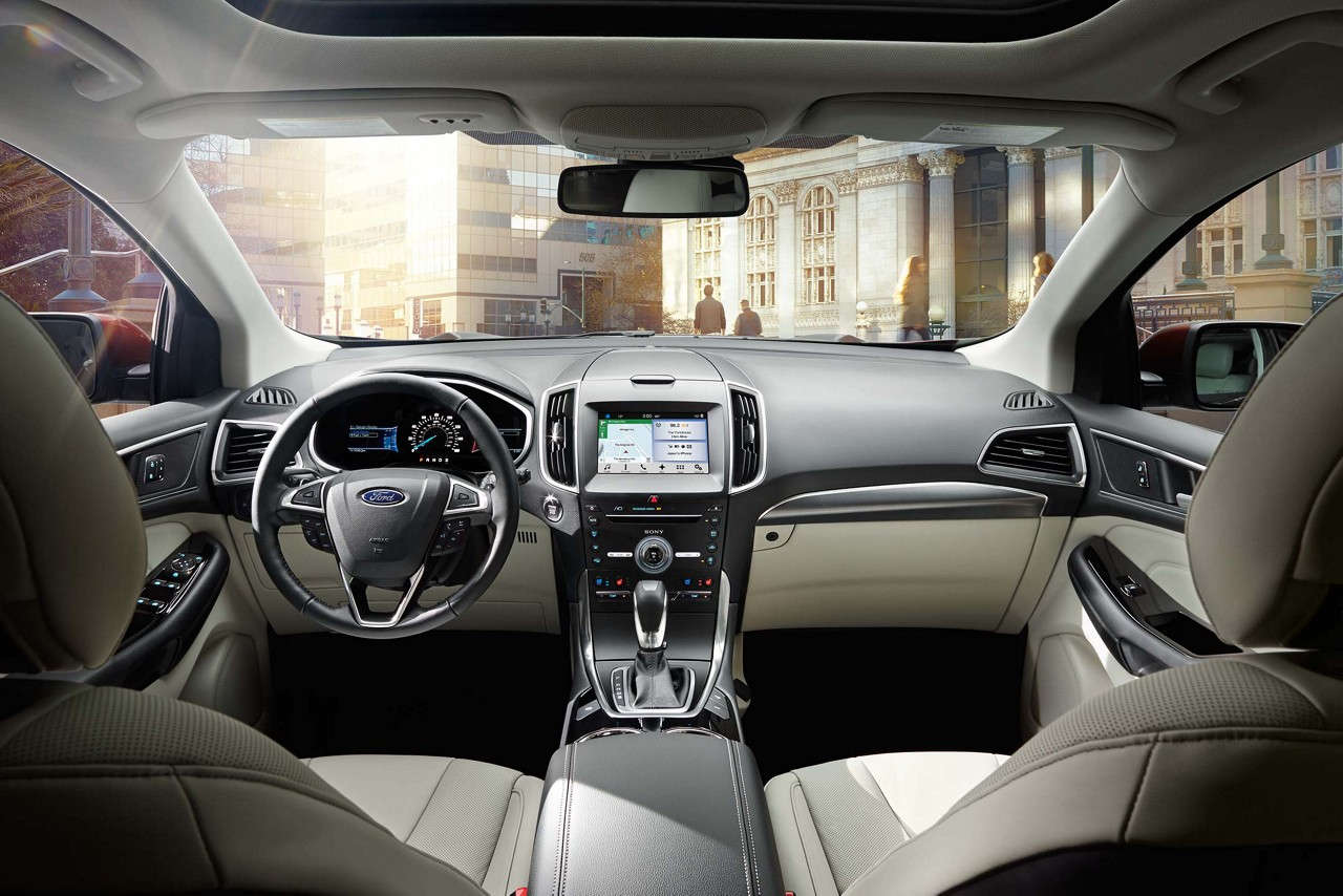 2018 Ford Edge Titanium12