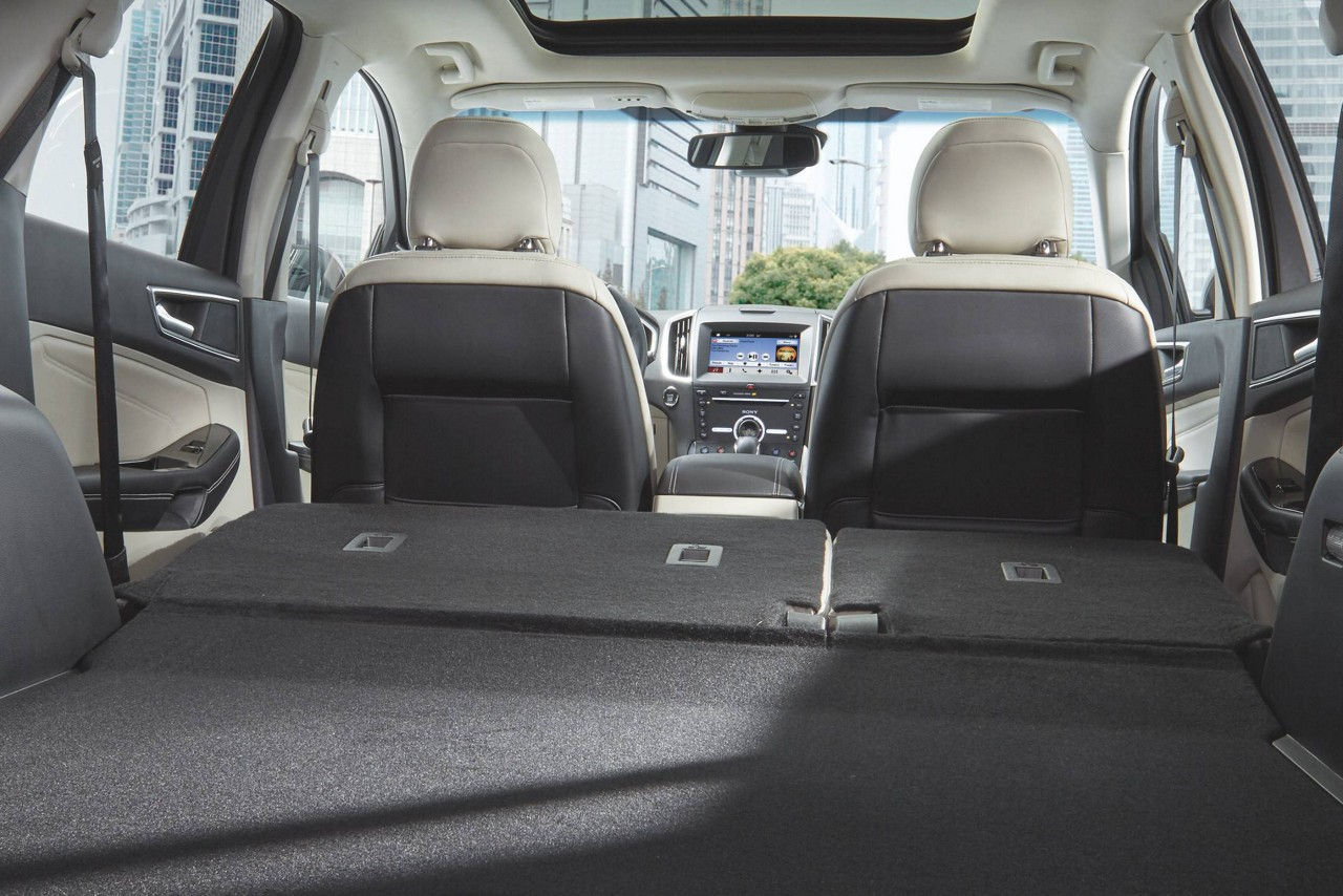 2018 Ford Edge Titanium14