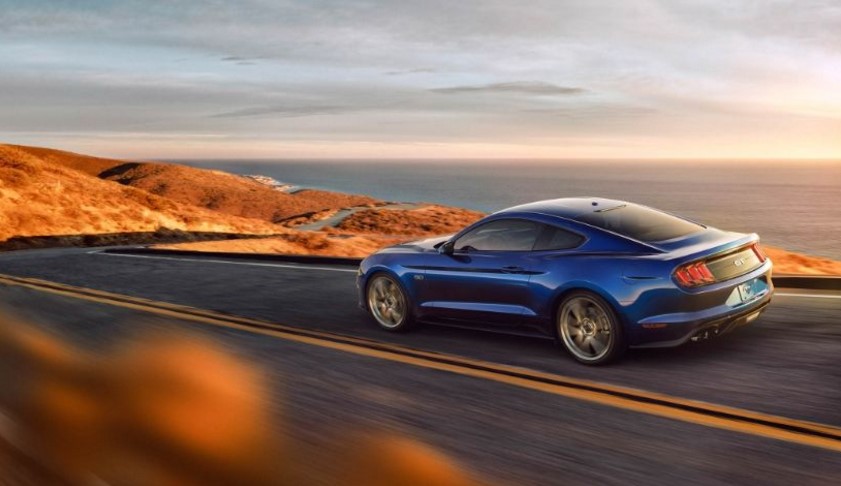 2018 Ford Mustang Convertible5