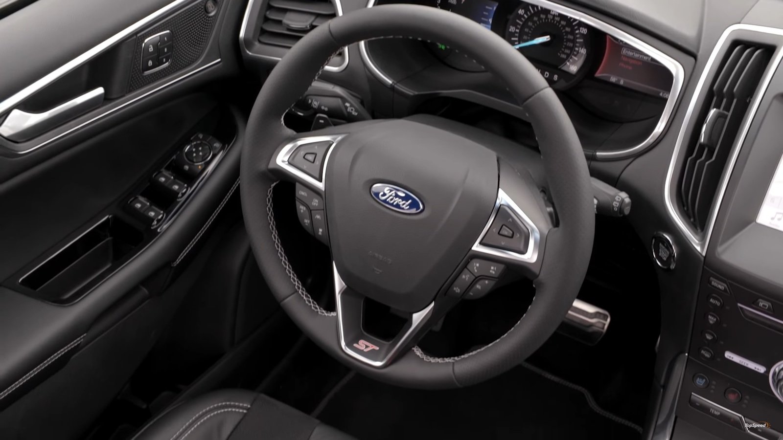 2019 Ford Edge2