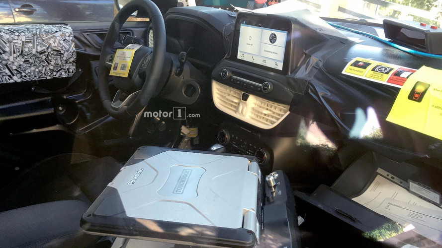 2019 Ford Focus Wagon1