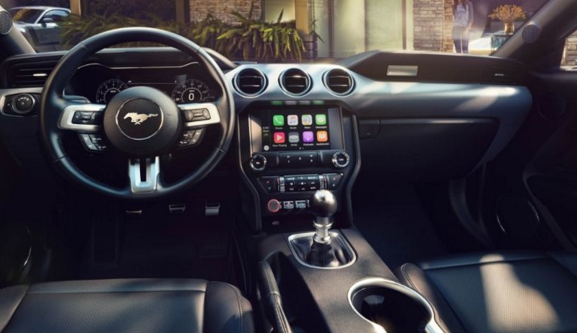 2018 Ford Mustang Convertible interior